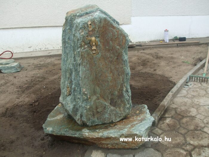 Kerti kút sziklából - Image 2